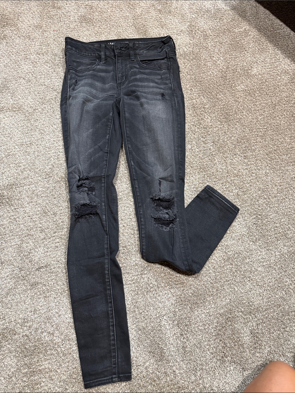 American Eagle Black Distressed Women's Skinny Jeans